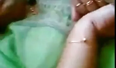 تماشای داستانسکسی گی بازی Strippers زیبا با بازی Dildo