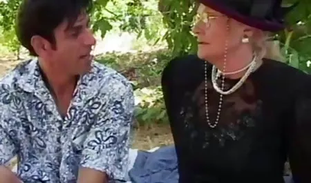 پاهای گوشت سفید-سیاه 1 سكس خانواده گي
