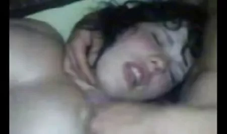 او دو میله بزرگ را راضی می سکس گی ها کند