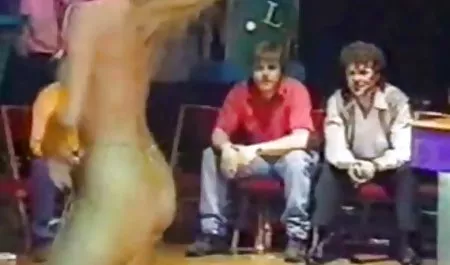 fucks در ورزش گی خشن و زوری ها با خروس بزرگ سیاه