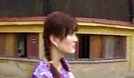 ورزش با یک فیلم سگس گی dildo بزرگ آبی