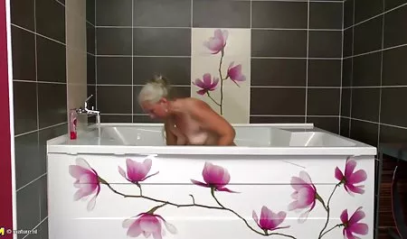 MILF شاخی گروه سکس گی